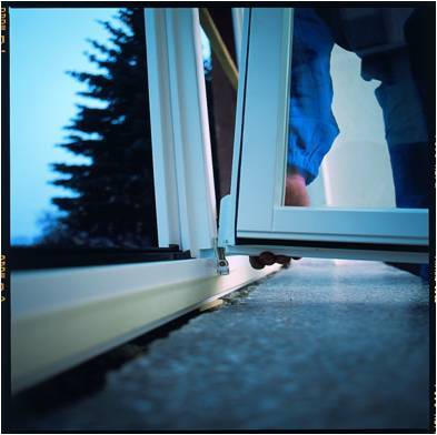 <span style="font-weight: bold;">Замена и ремонт фурнитуры пластиковых окон и дверей</span>